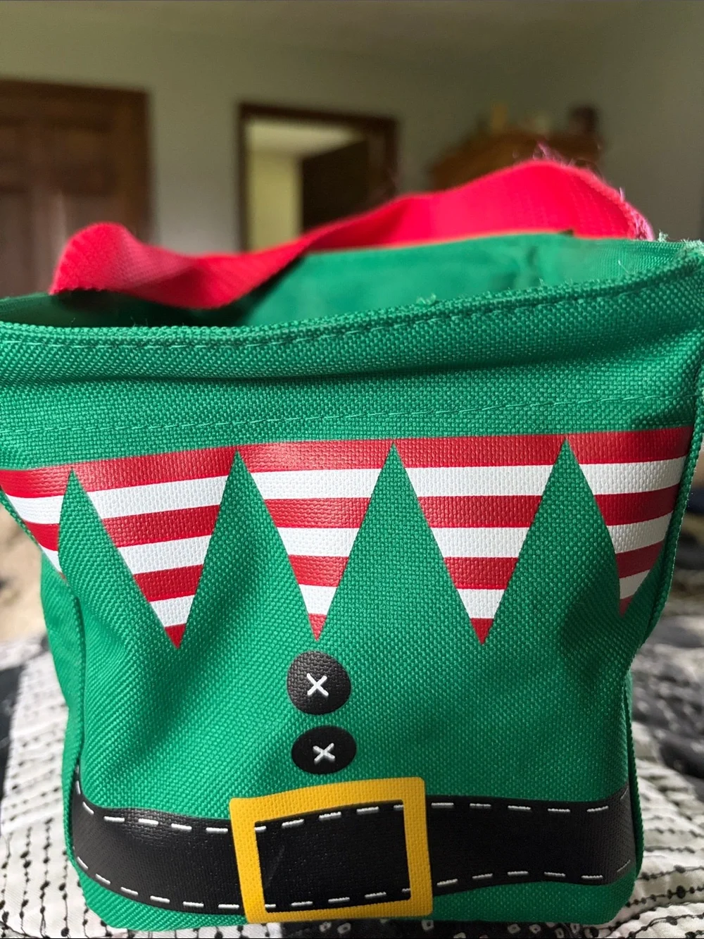 NEW Elf suit caddy from Thirty One never used